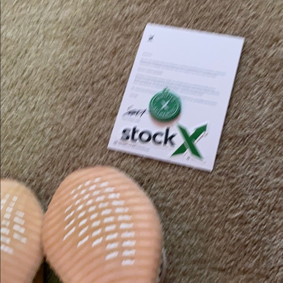 COPY - Yeezy Linon - Picture 5 of 6